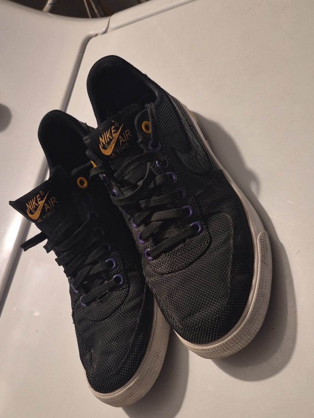Nike Black Low-Top Sneakers with Gold and Purple Accents - Men's